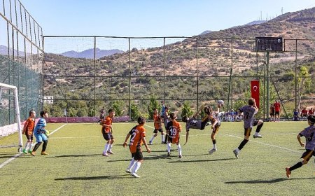 Bayraklı’da anlamlı turnuva: ‘Ferdi Zeyrek’ U-12 Cup futbol turnuvası başlıyor!
