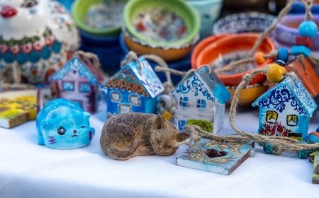 Karşıyaka’da El Emeği Gece Pazarı geri döndü