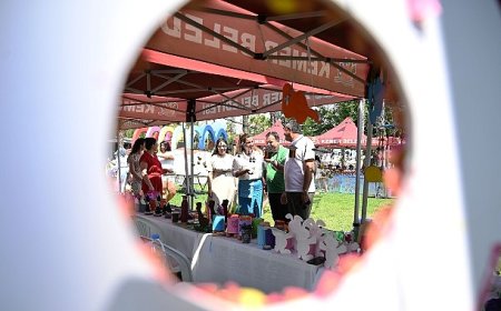 Minik öğrencilerin yıl sonu sergisi