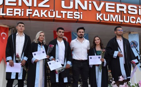 Akdeniz Üniversitesi Kumluca MYO’da mezuniyet coşkusu