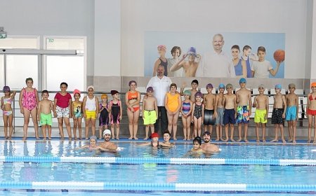 Menemen’de ücretsiz yüzme kursu kayıtları başladı