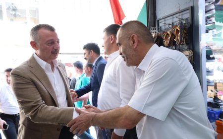 Kocaeli’de Başkan Büyükakın Gebze turuna çıktı