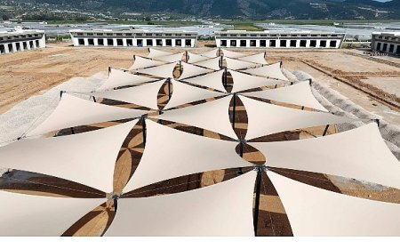 Kınık Toptancı Hal Kompleksinde sona doğru