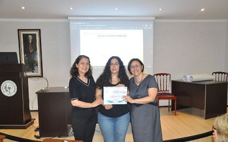 Ege Üniversitesi Eczacılık Fakültesinde “Bilim Şenliği” düzenlendi