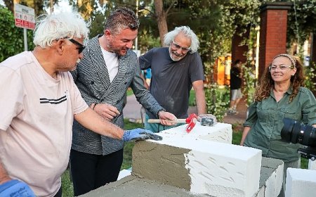 Buca Belediyesi’nden Edip Akbayram’a vefa