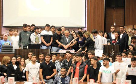 Ankara Keçiören Belediyesi’nde stajyerlere anlamlı veda