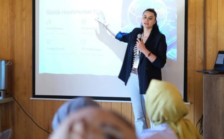 Kocaeli’de genç zihinler yapay zekâyı konuştu