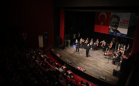 Aydın Büyükşehir Belediyesi, ‘Memleket Şairi’ Nâzım Hikmet’i konser ile andı