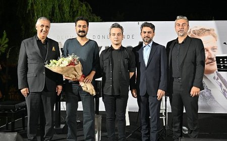 Nazım Hikmet Manisa’da Şiir ve Müzikle Anıldı