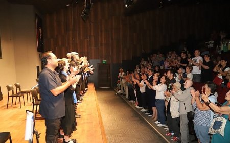 Nazım Hikmet Dikili’de Anıldı