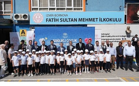 Bornova’da “Sağlıklı Çocuk, Sağlıklı Gelecek” Programı Yoğun Katılımla Gerçekleştirildi