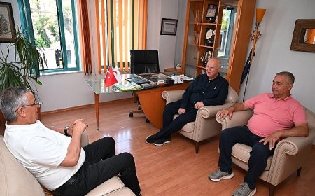 Başkan Topaloğlu’ndan Yaşam Hastanesi’ne teşekkür plaketi