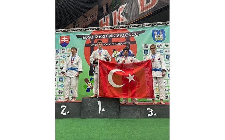 Osmangazili judoculardan tarihi başarı