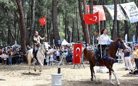 Antalyalılar 4. Uluslararası Yörük Türkmen Festivali’ne akın etti