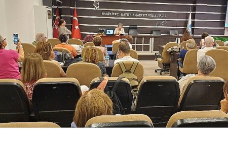 Güneş Kitap Kulübü’nde Büyü Dükkanı konuşuldu