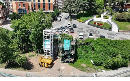 İzmit Tren Garı asansöründe durmak yok