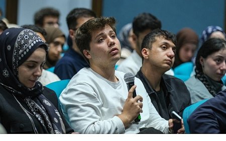 Gençler, hayal kapılarını “Kılavuz Kariyer” ile aralayacak