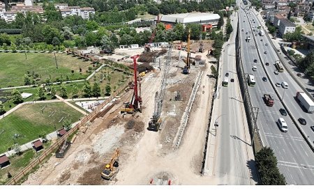 Körfezray Metro projesi hız kesmiyor