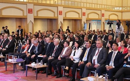 Başkan Arı, Türkiye Belediyeler Birliği Encümen Üyeliğine Yeniden Seçildi