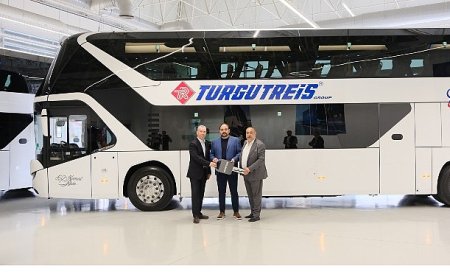 MAN, Türkiye’deki ilk çift katlı otobüs teslimatını Turgutreis Group Turizm’e yaptı