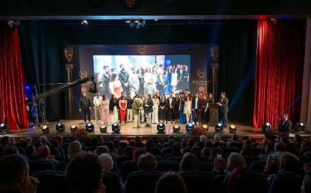 Bedia Muvahhit Tiyatro Ödülleri’nde Manisa Büyükşehir’e Büyük Onur