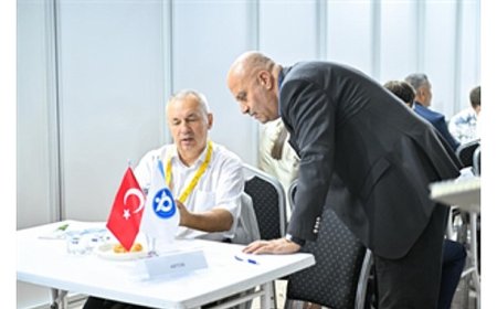 İzmir, temiz enerji alanında uluslararası buluşmalara ev sahipliği yaptı