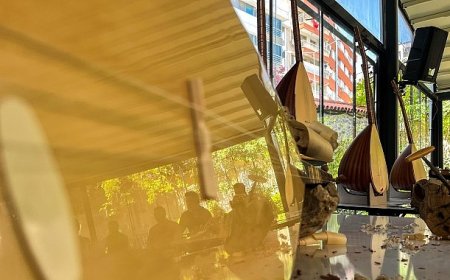 Bornova’da Çalgı Yapım Çalıştayı büyük ilgi gördü