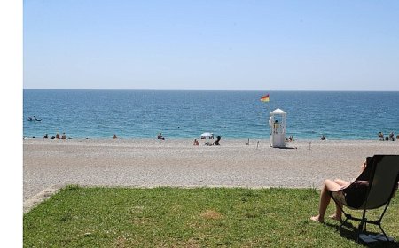 Konyaaltı Sahili yaza hazır