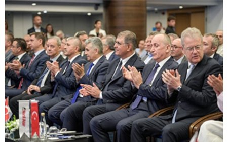 Başkan Tugay’dan kentsel dönüşüm için 6 maddelik çözüm önerisi