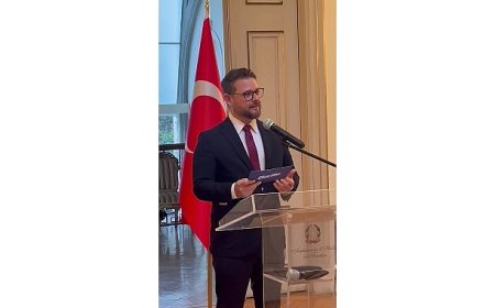 Barilla Türkiye Genel Müdürü Murat Koç’a  “İtalya Yıldızı Nişanı Şövalyelik” unvanı