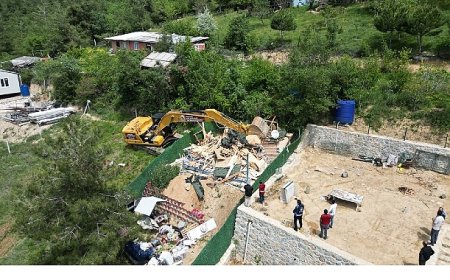 İnegöl Belediyesi Kaçak Yapı ile Mücadelesini Sürdürüyor