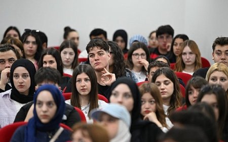 Kocaman Gençlerle Birlikte