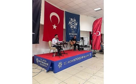 Aydınlılar Anneler Günü’nü Büyükşehir Belediyesi ile Birlikte Kutladı