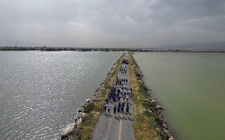 İzmir Kuş Cenneti’nde Ata’ya Saygı Yürüyüşü