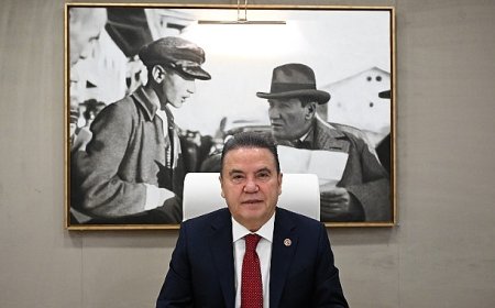 Başkan Muhittin Böcek’in Anneler Günü Mesajı