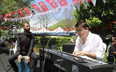 Aşık Veysel Engelsiz Yaşam Merkezi Kursiyerlerinden Muhteşem Gösteri