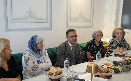 İzmir’de En Anlamlı Anneler Günü Kutlaması