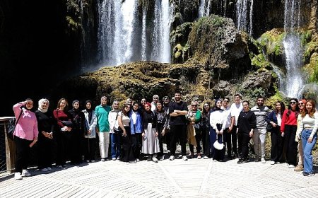 Gençlik Meclisi, Üniversite Öğrencileri İçin Çeşitli Etkinlikler Düzenlemeye Devam Ediyor