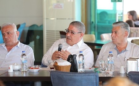 Başkan Önal, muhtarlarla buluştu – “Daha güzel bir Bayraklı için çalışıyoruz”