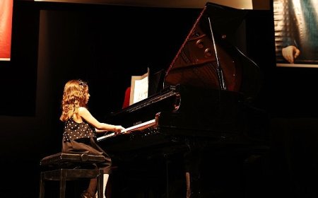 Nilüfer’de yıl sonu konserleri keman ve piyano ile başladı