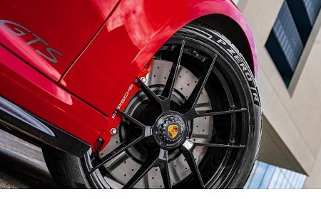 Pirelli, İlk Hibrit Motorlu Yeni Porsche 911 GTS’nin Ekipmanı Oldu