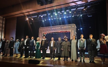 İstanbul’da Kocaeli Şehir Tiyatroları rüzgârı esti