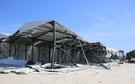 Nilüfer’de iki kaçak fabrika yerle bir edildi