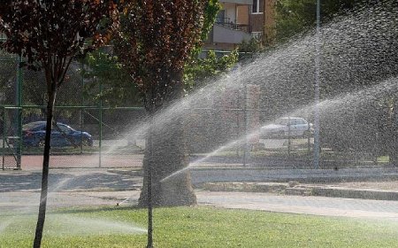 İzmir’in parklarında su kaybına geçit yok