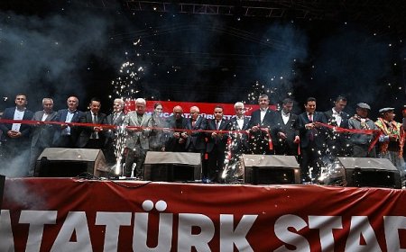 Başkan Muhittin Böcek, “Stadyum Kumluca’mıza değer katacak”