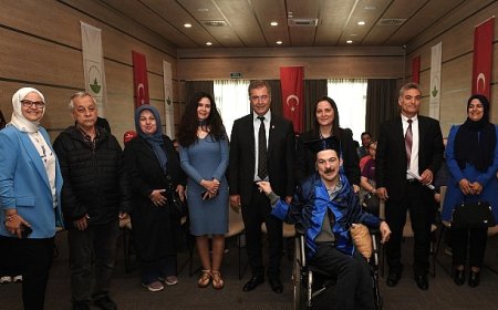 Okuma aşkı engel tanımadı