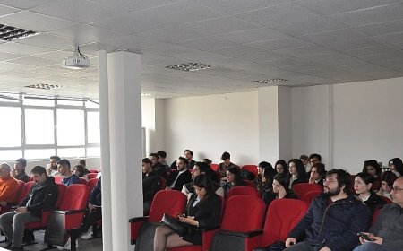 Dr. Çisem Altunayar Ünsanal “Fen Bilimleri Enstitüsünden NASA’ya Yolculuk” hikâyesini anlattı