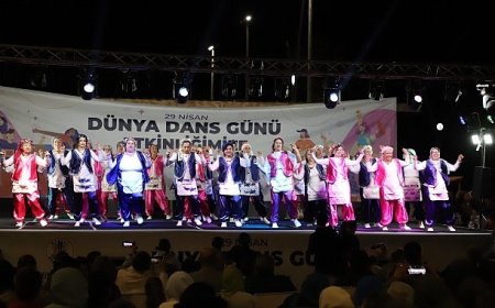 Dikili’de Dünya Dans Günü Coşkusu