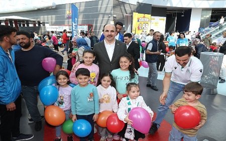 Başkan Altay, Bilim Merkezi Çocuk Şenliği’nde Çocukların Coşkusuna Ortak Oldu
