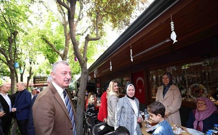 Başkan Büyükakın, Gebze’de kadın esnaflarla buluştu